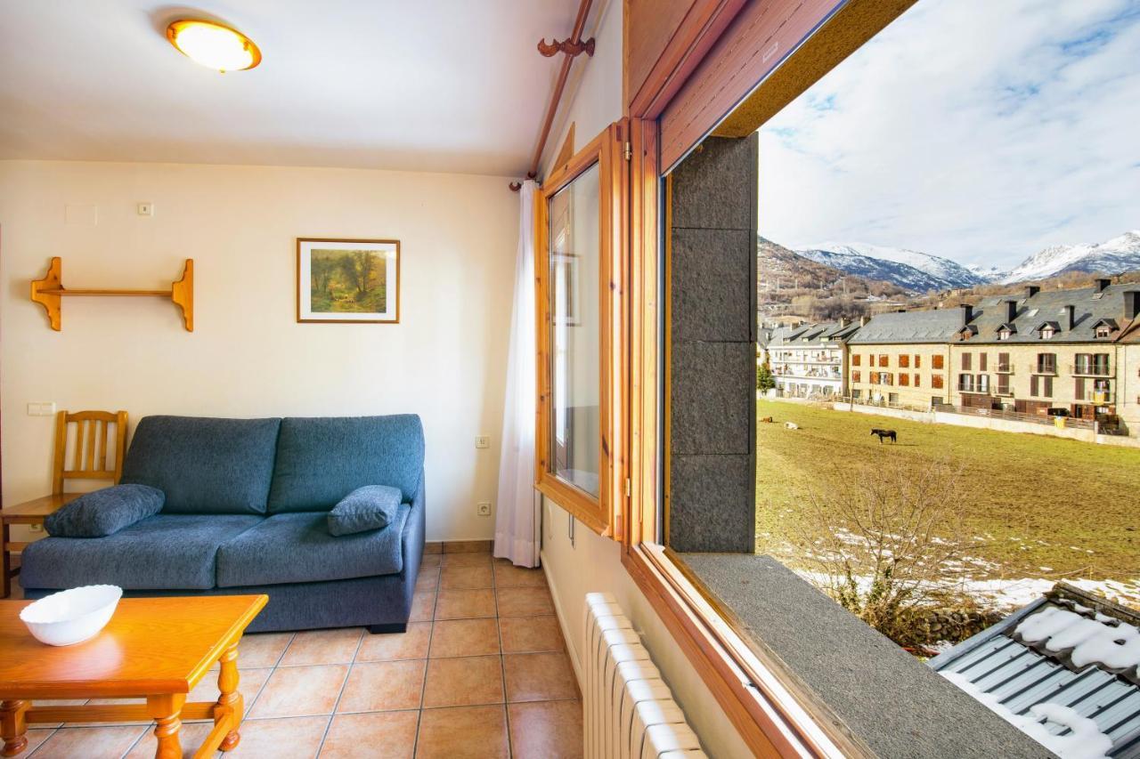 Aparthotel Trainera Esterri D'Aneu Ngoại thất bức ảnh