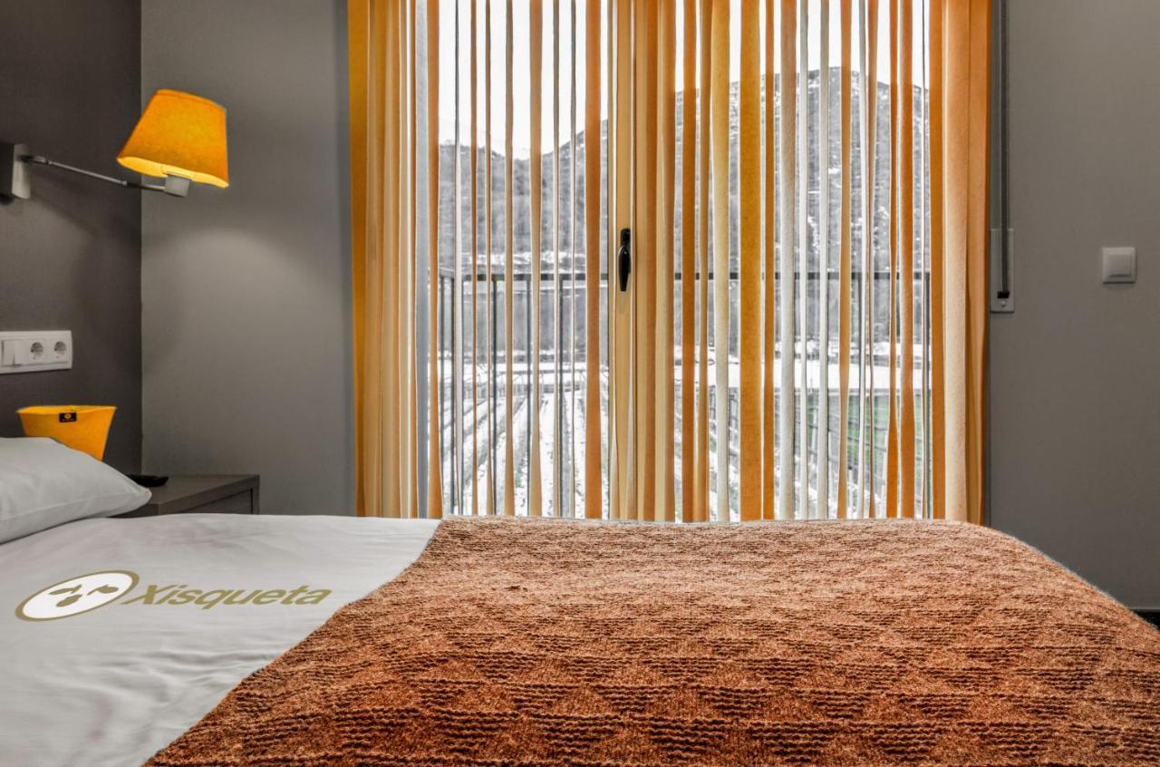 Aparthotel Trainera Esterri D'Aneu Ngoại thất bức ảnh