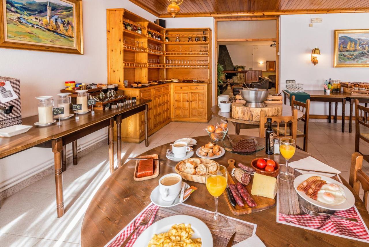 Aparthotel Trainera Esterri D'Aneu Ngoại thất bức ảnh